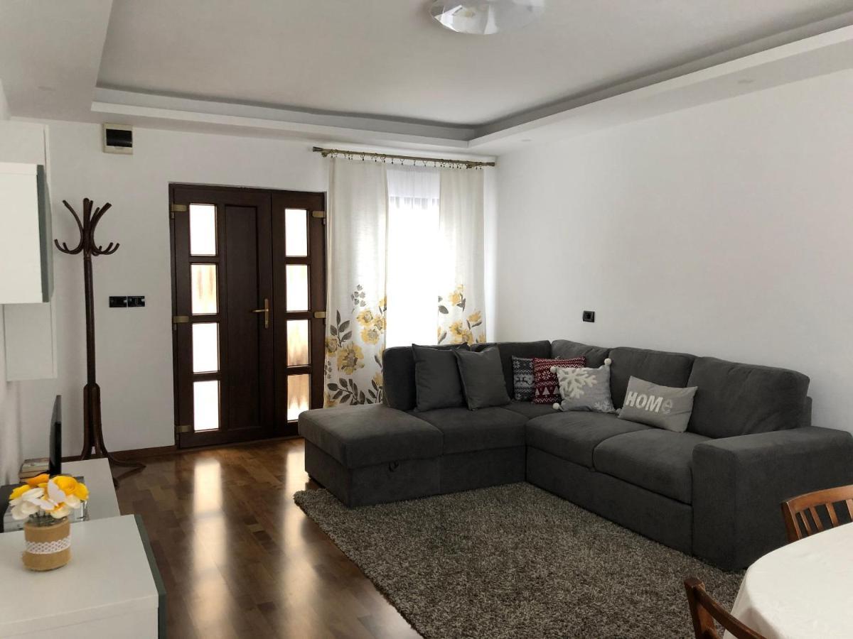 Villa Casuta Fulgu - sa te simti ca acasa! Borşa Esterno foto